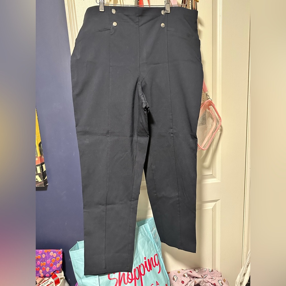 89th & Madison Black Women's Pants